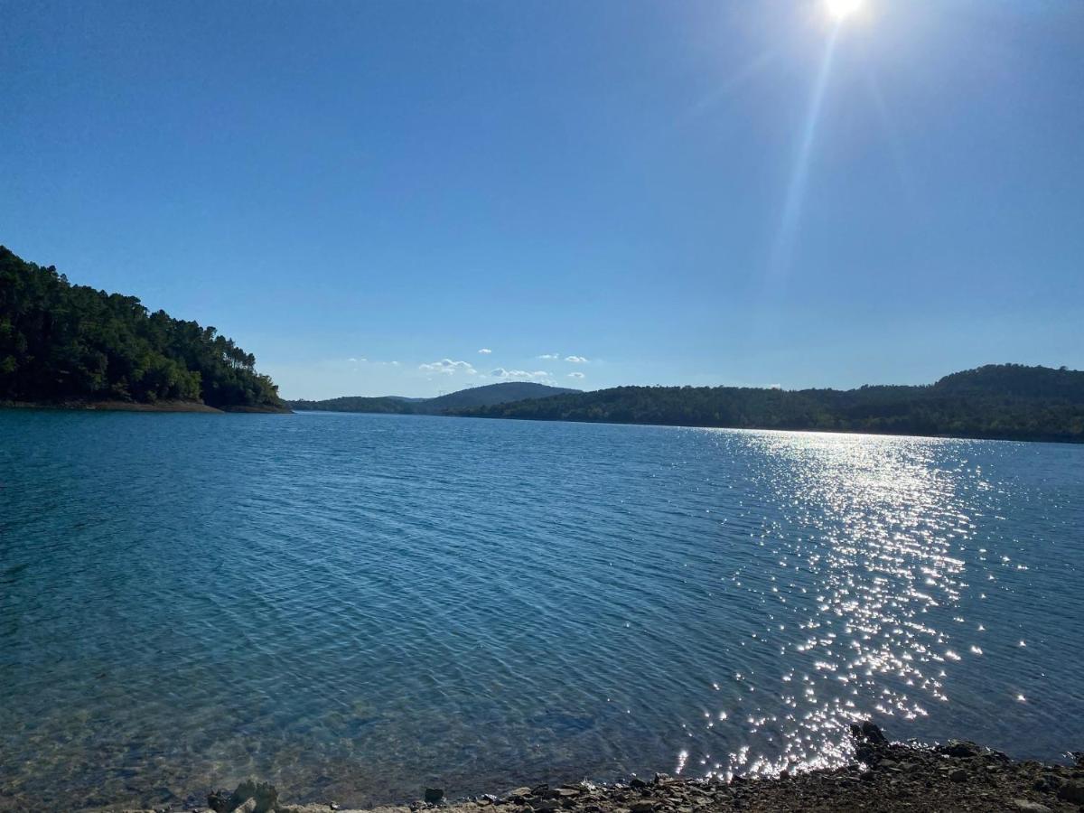 Les Lodges De Saint Cassien 2 Montauroux Bagian luar foto