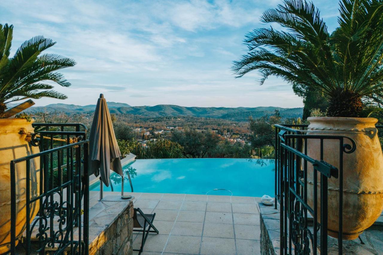 Les Lodges De Saint Cassien 2 Montauroux Bagian luar foto