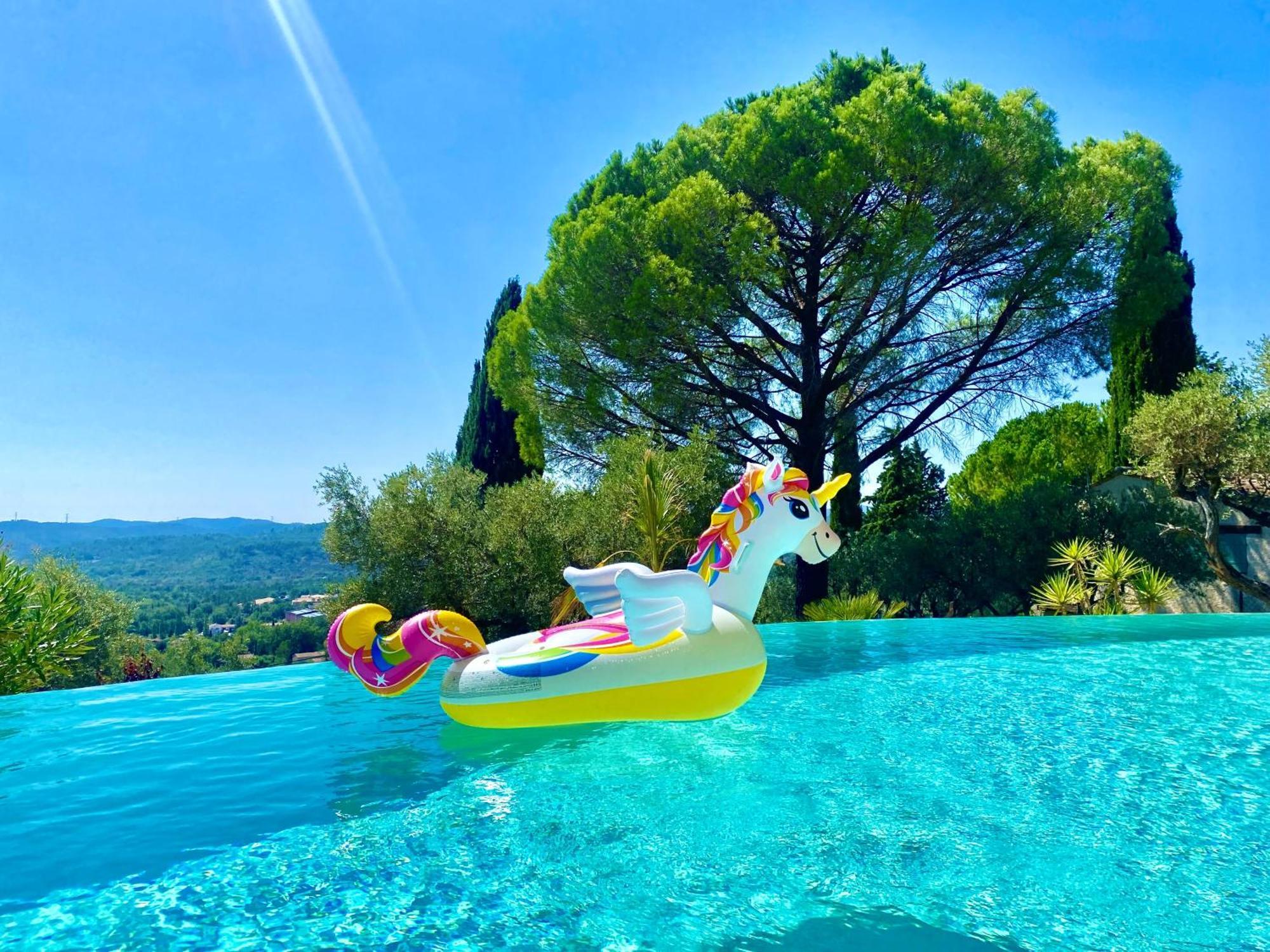 Les Lodges De Saint Cassien 2 Montauroux Bagian luar foto