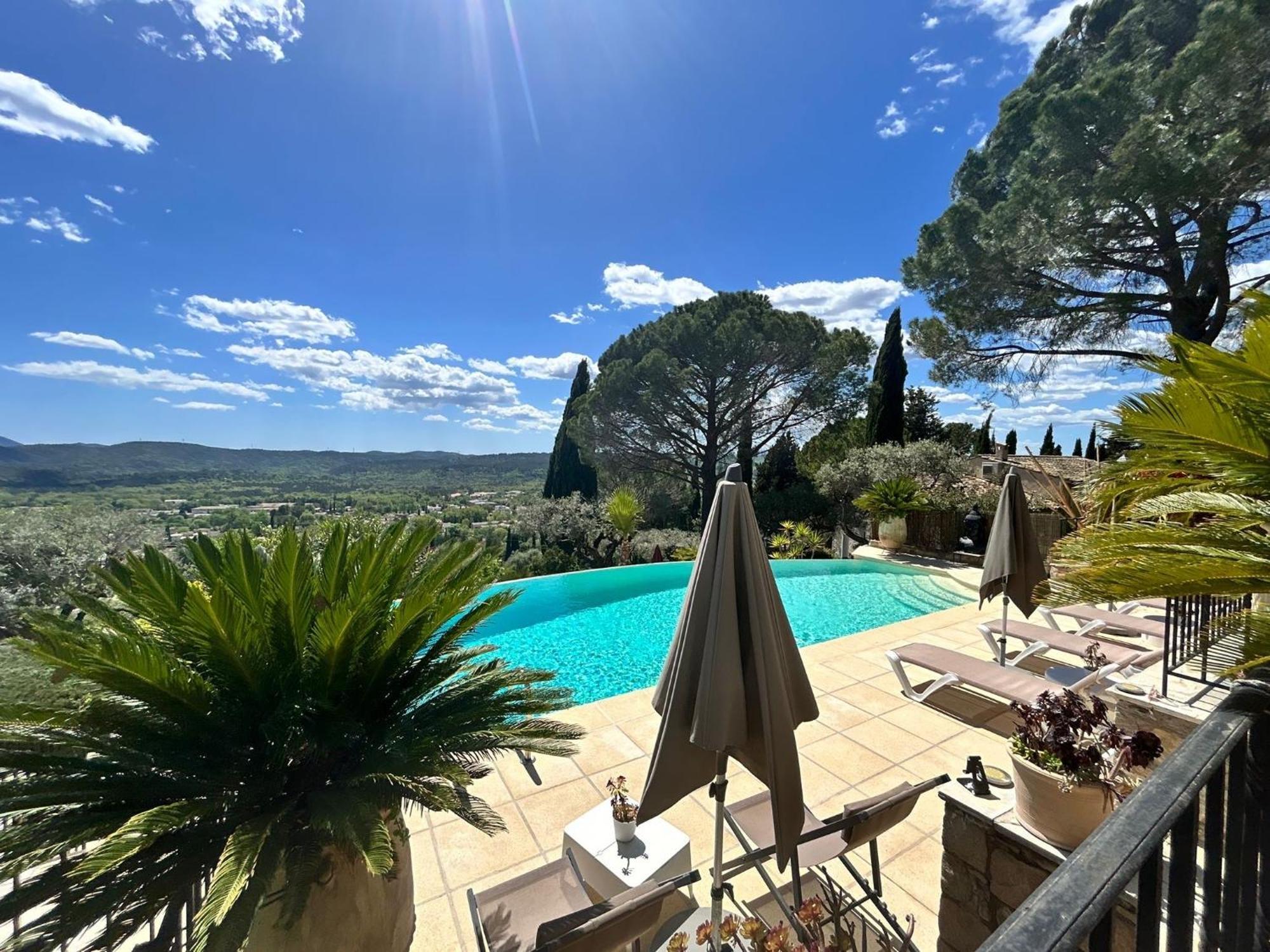 Les Lodges De Saint Cassien 2 Montauroux Bagian luar foto